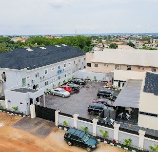 Beniks Courtyard Hotel