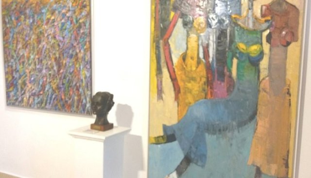 Hourglass Gallery